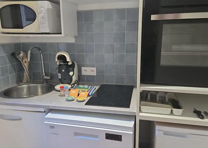 빌라 4 A 5 Pers T2 Climatisee & Wifi Piscine Et A Pied