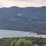 4 A 5 Pers T2 Climatisee & Wifi Piscine Et A Pied * Serra-di-Ferro (Corsica)