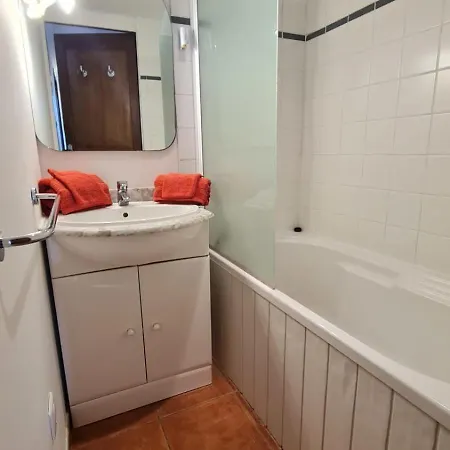 Villa Villa 4 A 5 Pers T2 Climatisee & Wifi Residence Piscine Et Mer A Pied