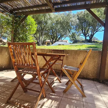 Villa 4 A 5 Pers T2 Climatisee & Wifi Residence Piscine Et Mer A Pied Villa Serra-di-Ferro (Corsica)